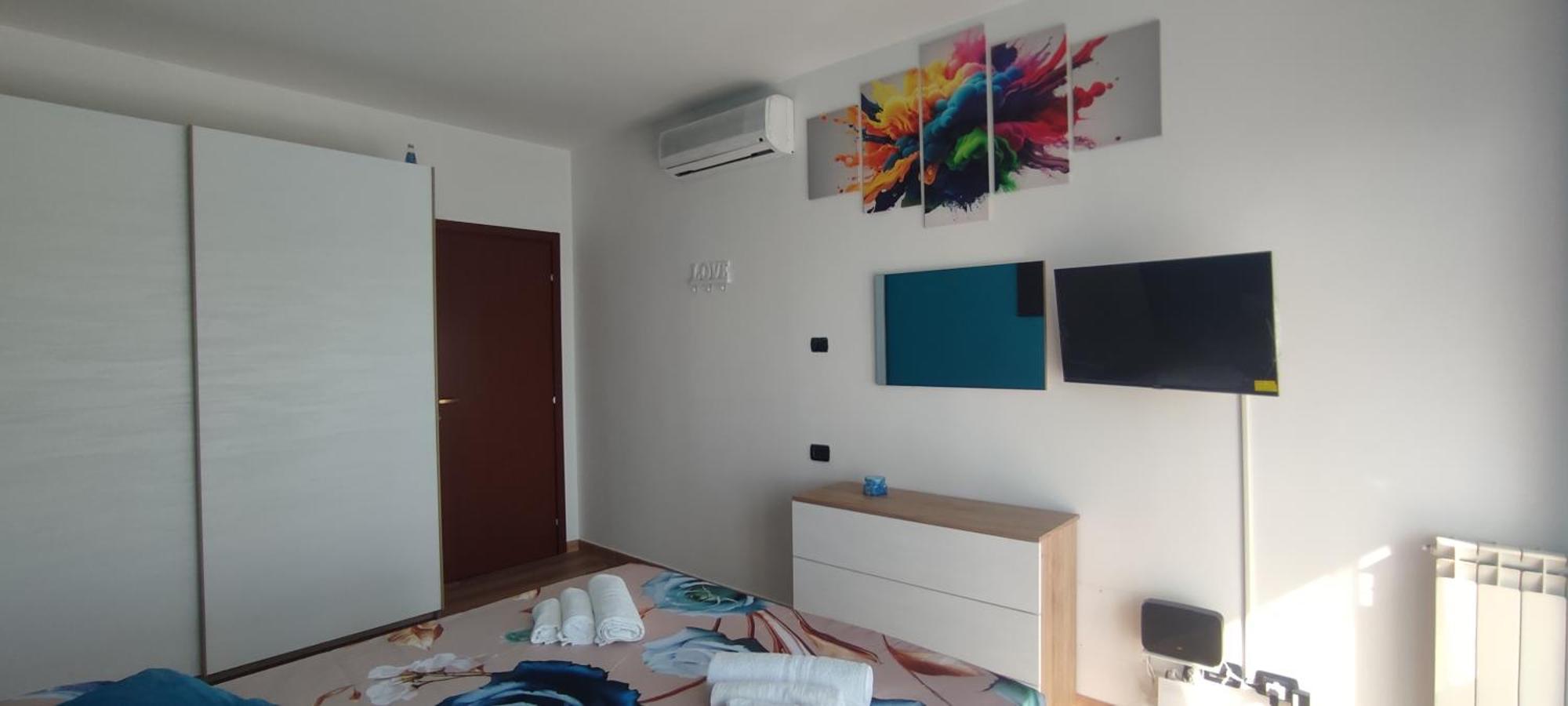 Love Home Apartament Near The Airport Фьюмичино Экстерьер фото